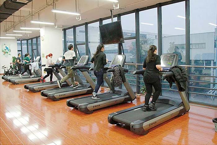 成都園區(qū)C27棟3樓健身房設(shè)備“鳥槍換炮”，約嗎？